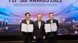 From Left: Mr Ng Cher Pong, Chief Executive Officer, IMDA | Mr Gan Kim Yong, Deputy Prime Minister and Minister for Trade and Industry | Mr Tan Chin Hwee, Chairman, SGTraDex Services
